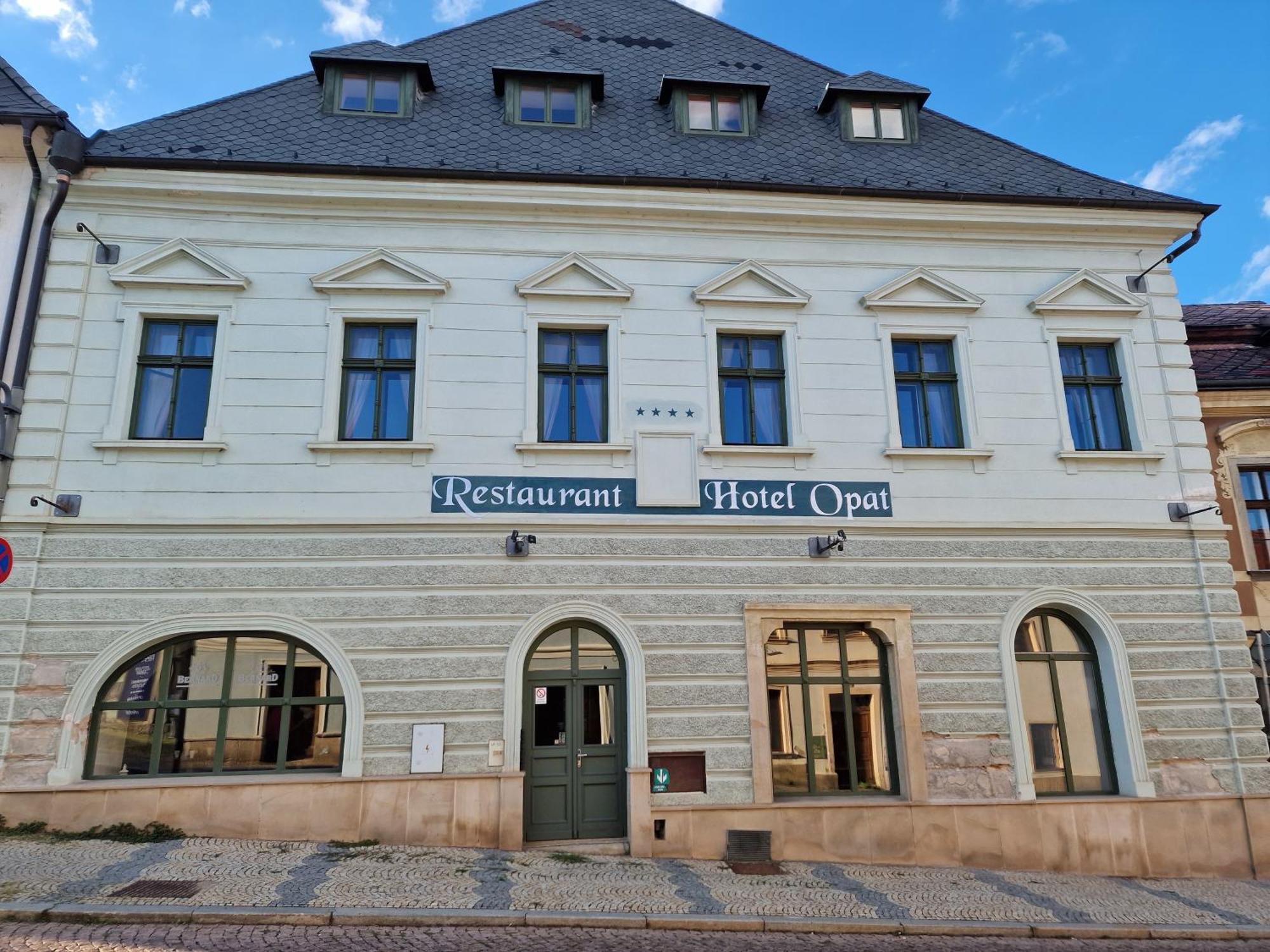 Hotel Opat Kutná Hora Extérieur photo